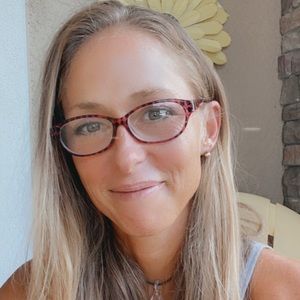 Meet your Posher, Tara